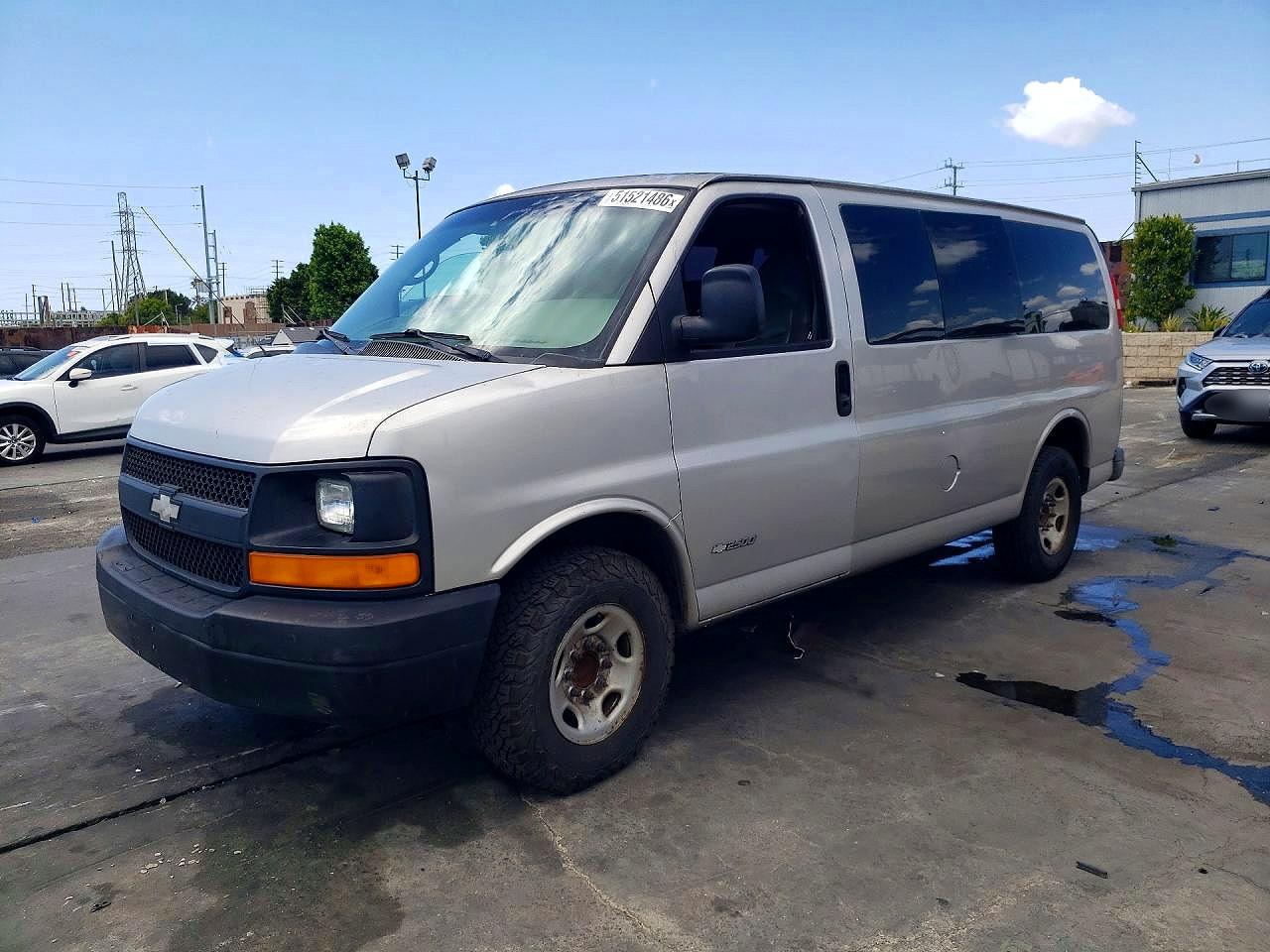 2006 Chevrolet Express Passenger, VIN 1GAGG25V961224681 — Vandalism