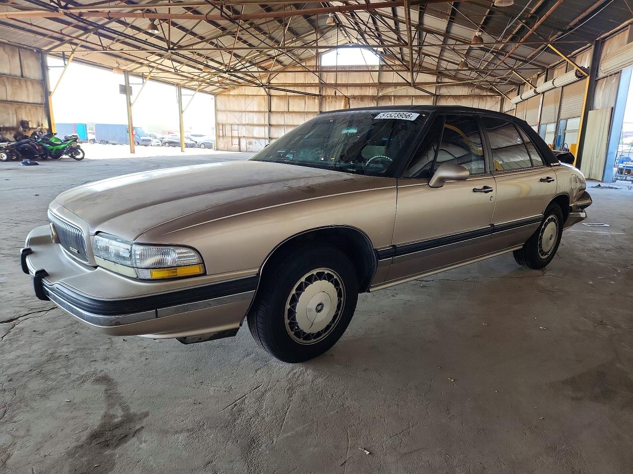 1993 Buick LeSabre Limited, VIN 1G4HR53L5PH424843 — Зад