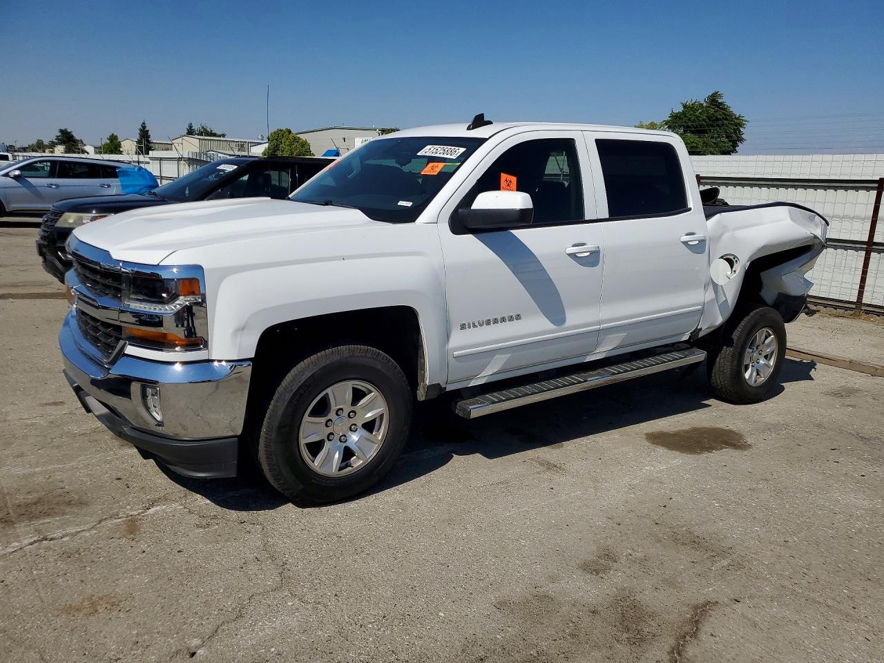 2018 Chevrolet Silverado 1500 LT, VIN 3GCPCREC8JG478788 — Rear end