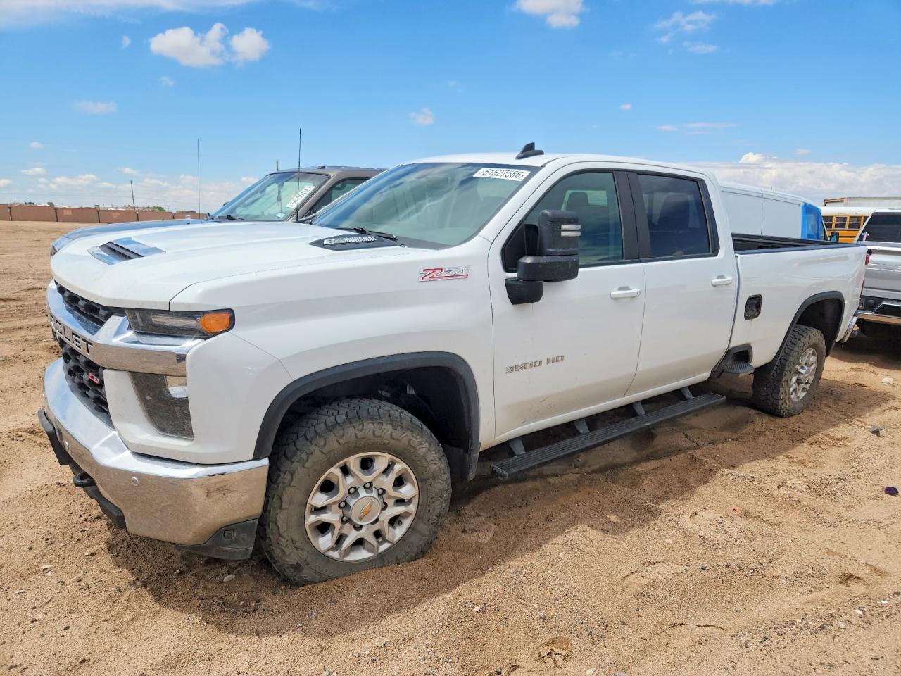 2023 Chevrolet Silverado 3500HD LT, VIN 1GC4YTEY4PF251721 — Minor dents and scratches