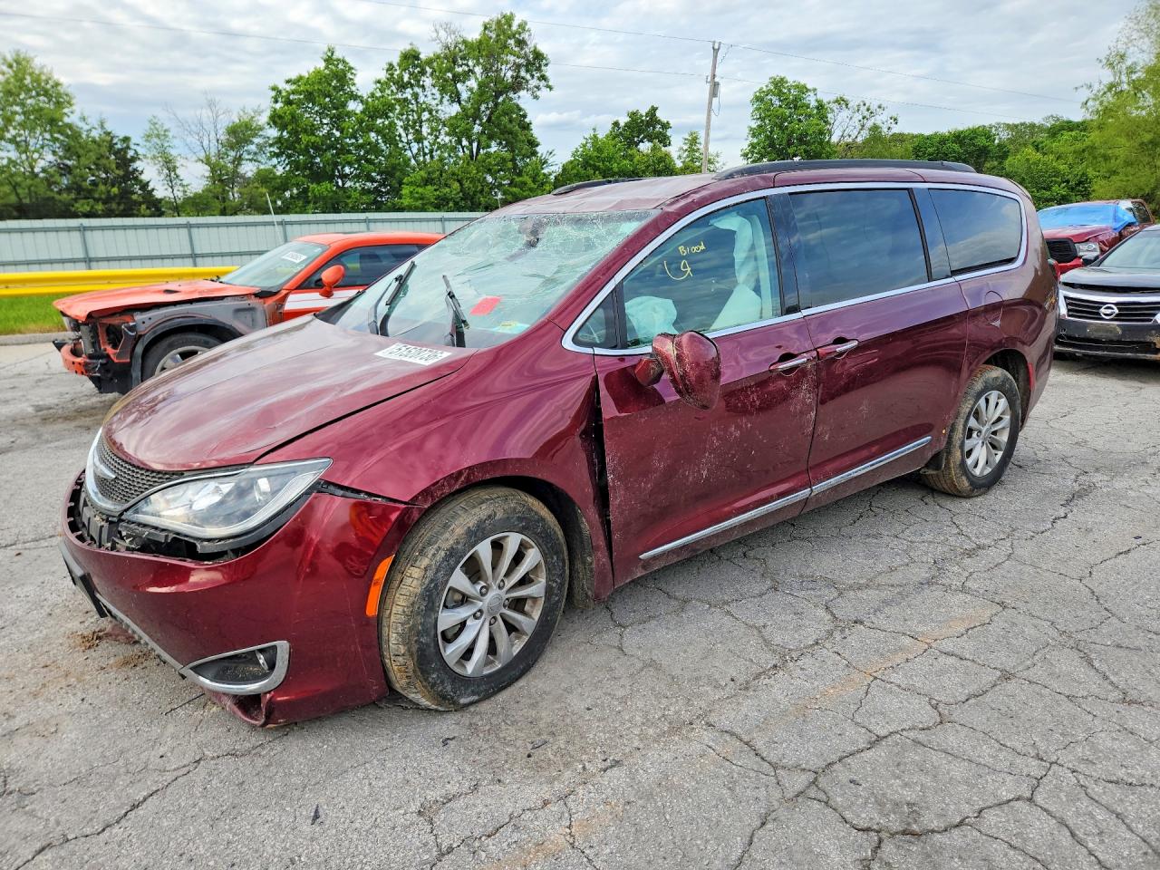 2017 Chrysler Pacifica Touring L, VIN 2C4RC1BG8HR638108 — Rollover