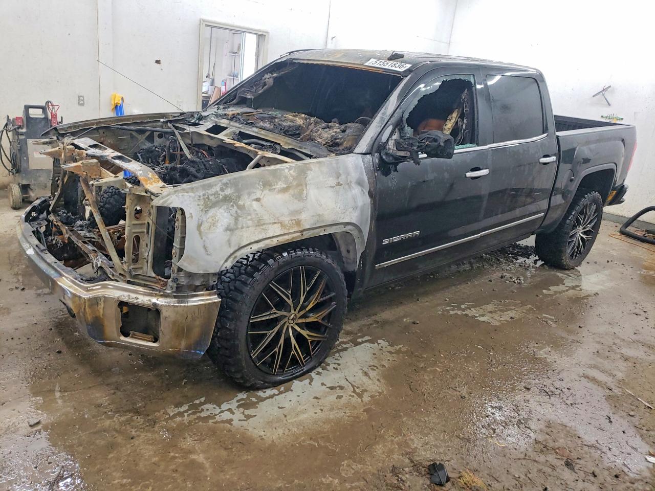 2014 GMC Sierra 1500 SLT, VIN 3GTP1VEC7EG248194 — Engine fire