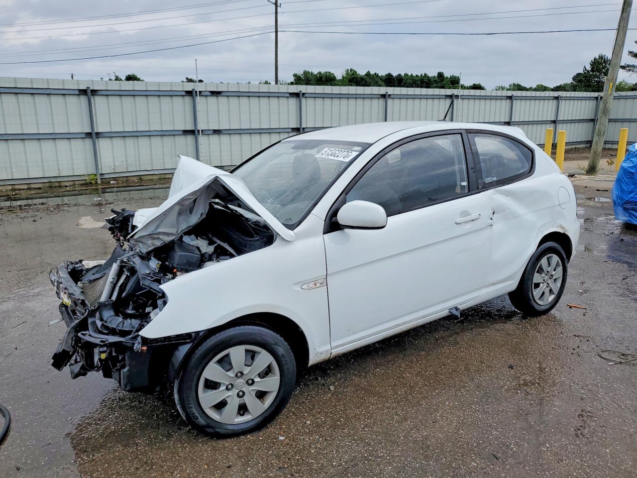 2010 Hyundai Accent GS, VIN KMHCM3ACXAU182016 — Front end