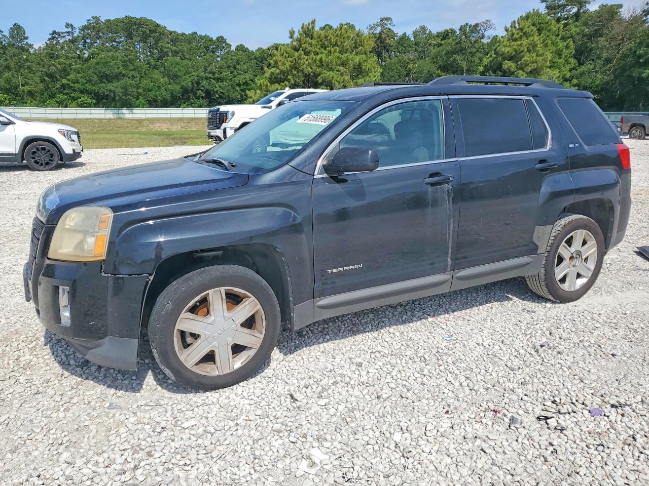 2011 GMC Terrain SLE-2, VIN 2CTFLSE57B6459011 — Side