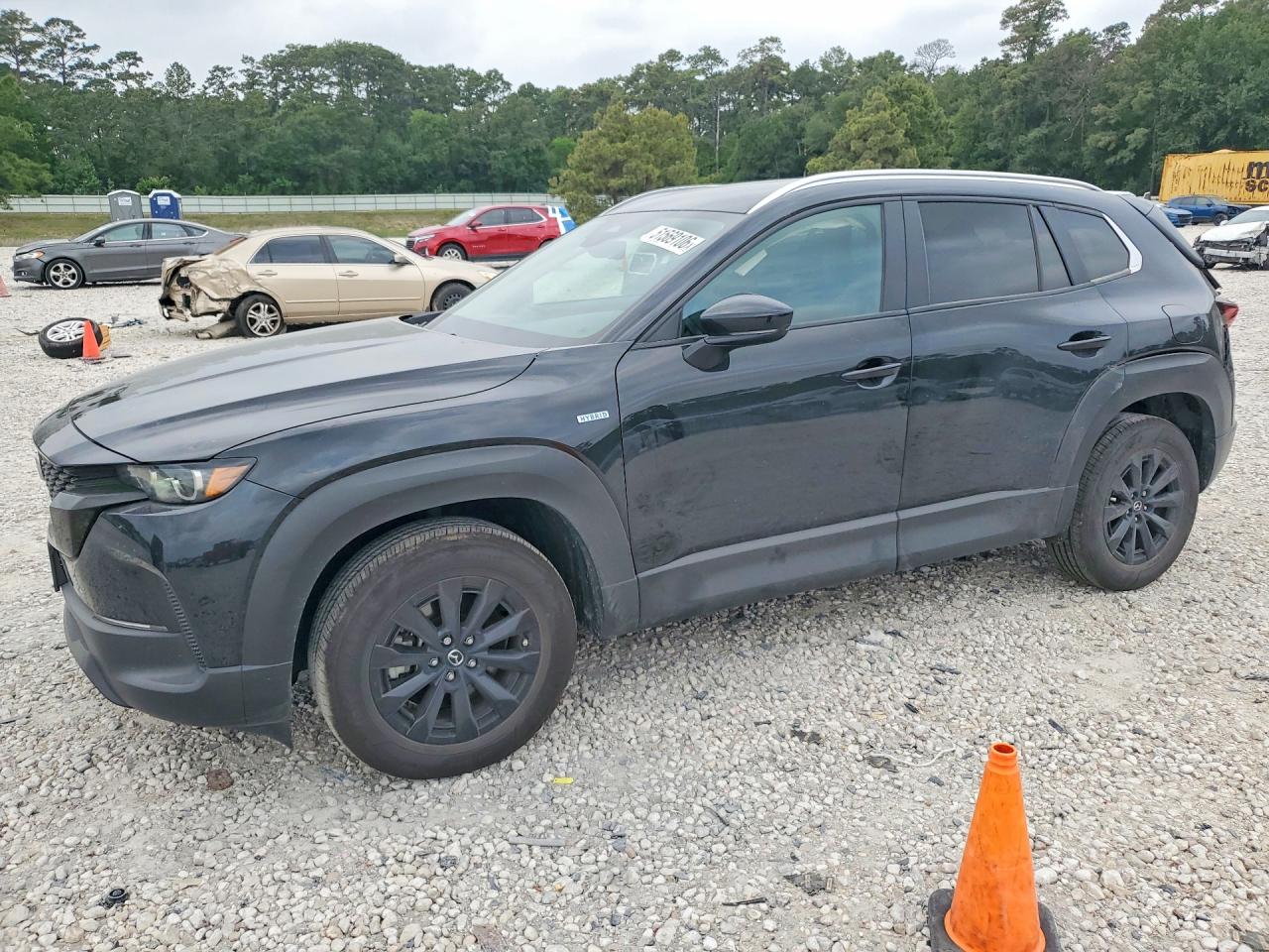 2025 Mazda CX-50 Hybrid Preferred Package, VIN 7MMVAABW7SN135251 — Rear end