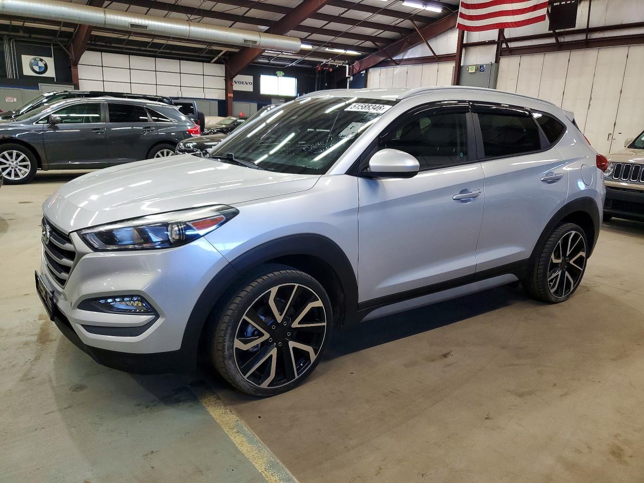 2018 Hyundai Tucson SEL, VIN KM8J33A40JU713856 — Minor dents and scratches