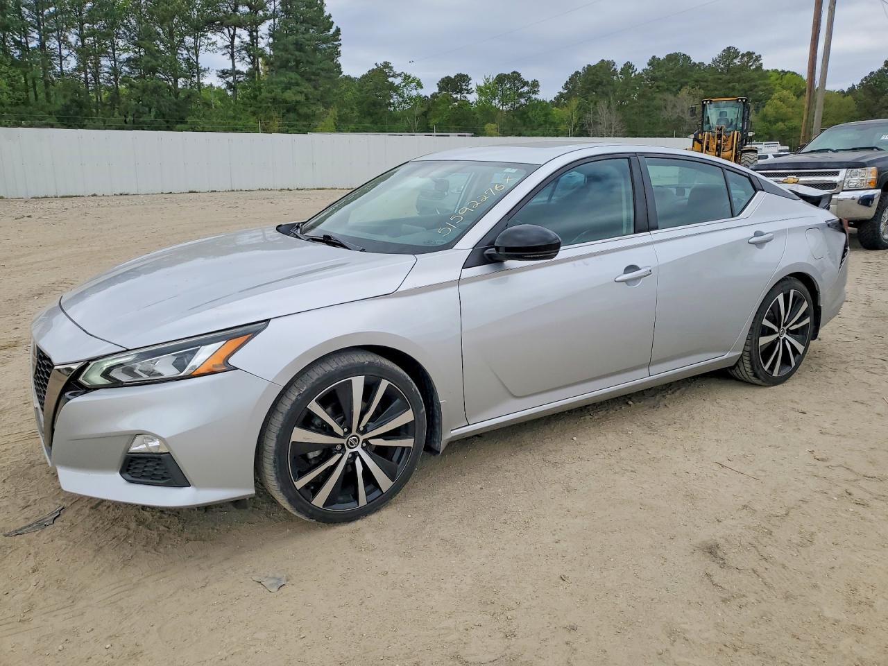 2019 Nissan Altima SR, VIN 1N4BL4CV4KC164180 — Rear end