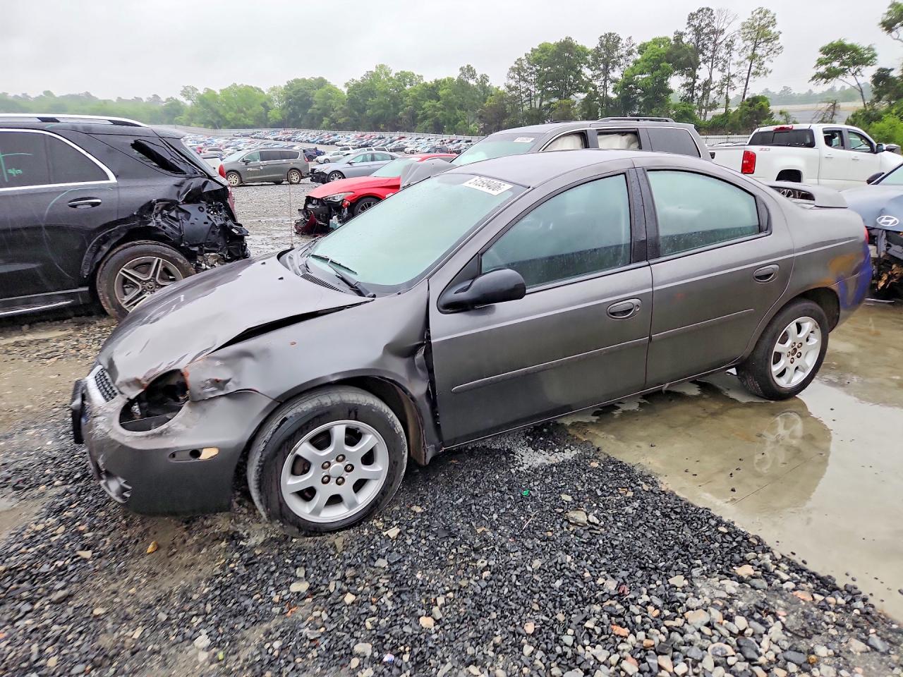 2003 Dodge Neon SXT, VIN 1B3ES56C63D244331 — Бок