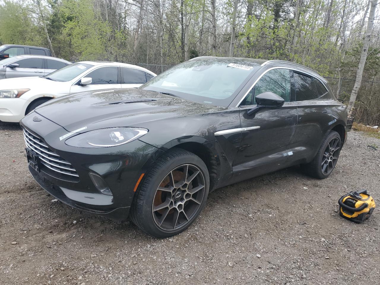 2022 Aston Martin DBX, VIN SD7VUJAWXNTV04208 — Vandalism