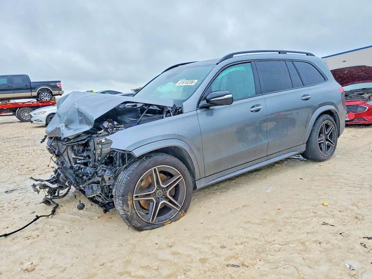 2023 Mercedes-Benz GLS 450, VIN 4JGFF5KE3PA965613 — Front end