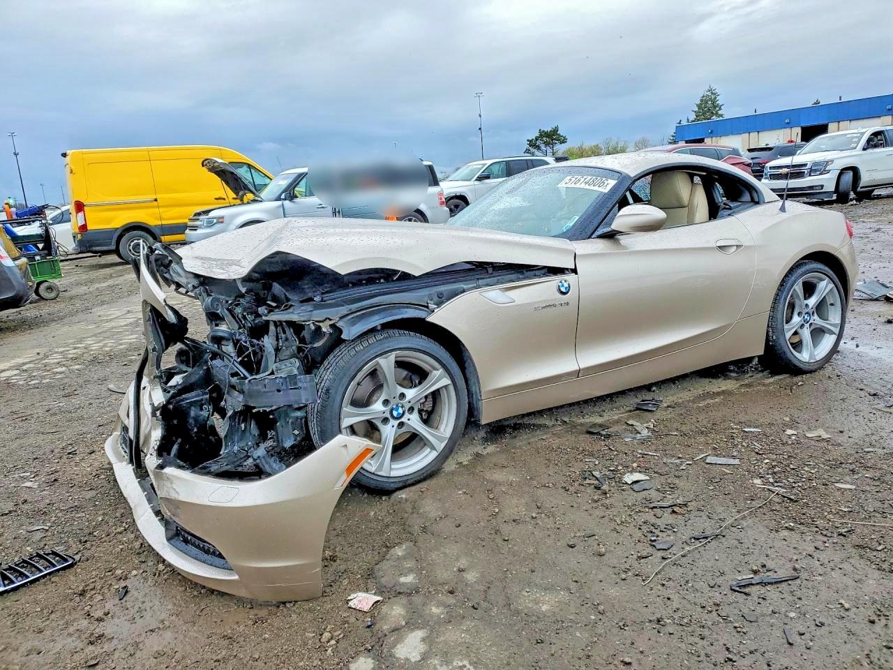 2011 BMW Z4 sDrive30i, VIN WBALM5C52BE377907 — Front end