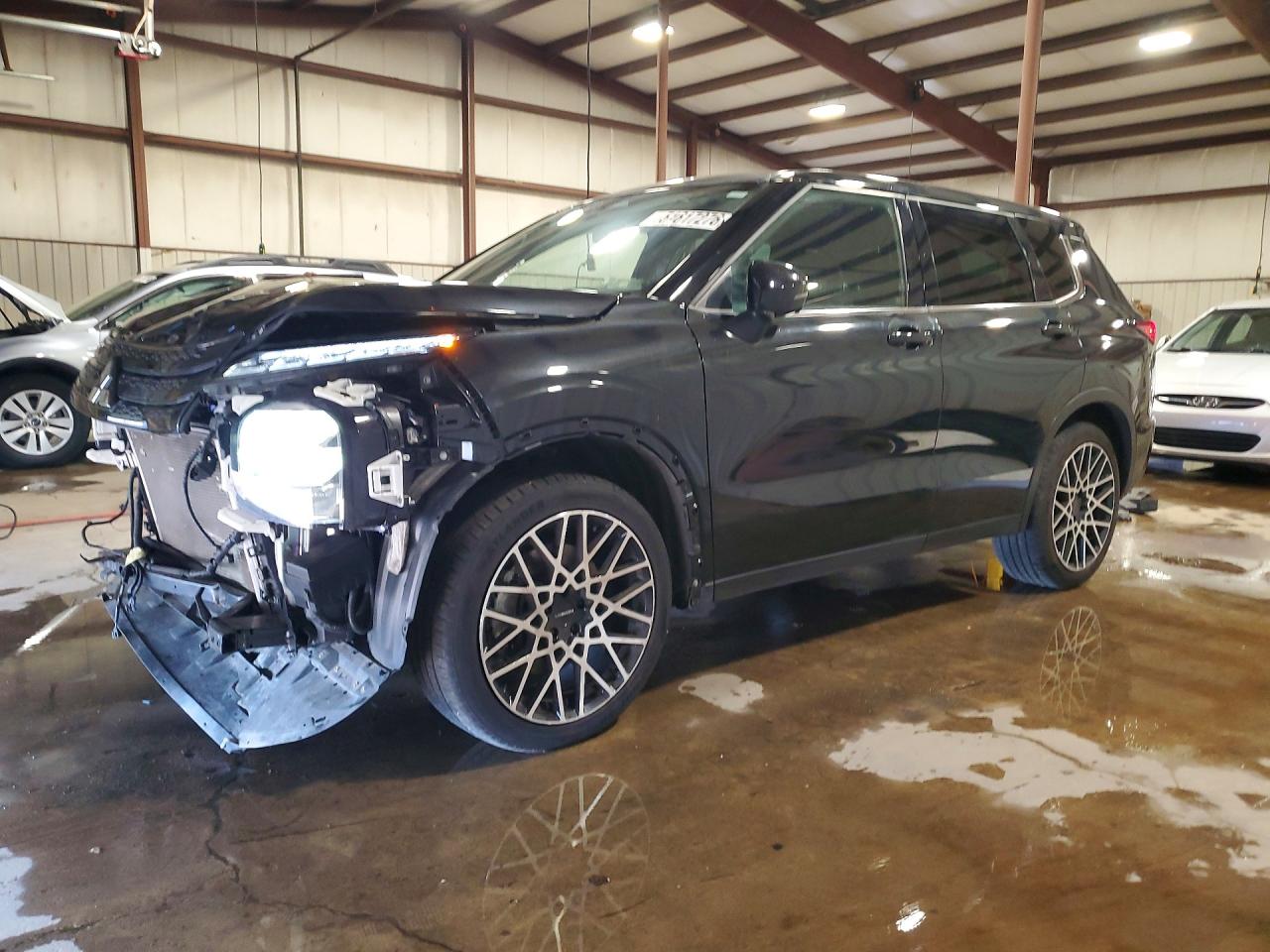 2023 Mitsubishi Outlander SEL, VIN JA4J3VA82PZ014821 — Перед