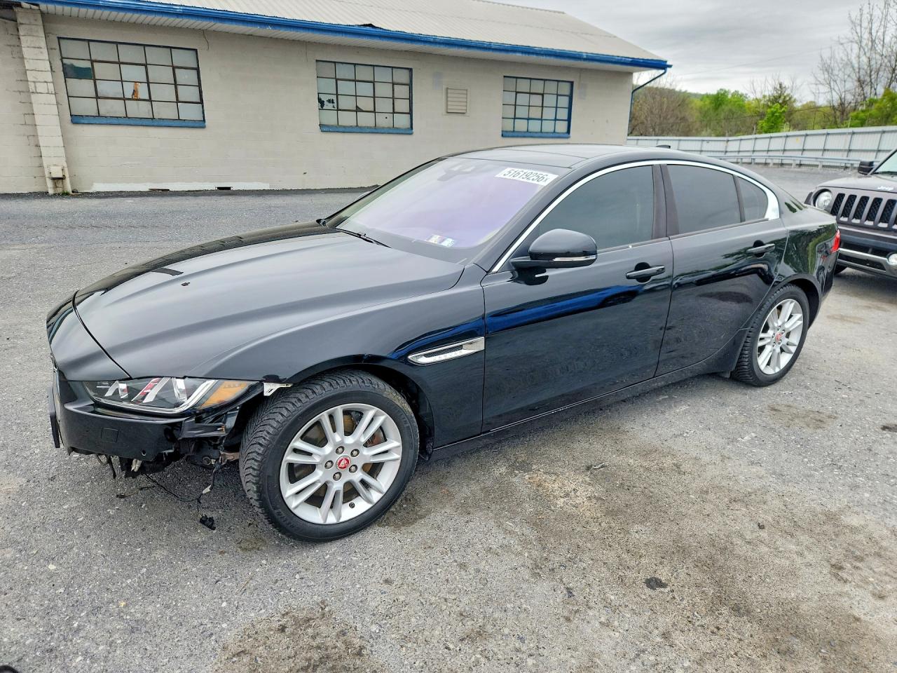 2018 Jaguar XE 25t Premium, VIN SAJAJ4FX8JCP37977 — Front end