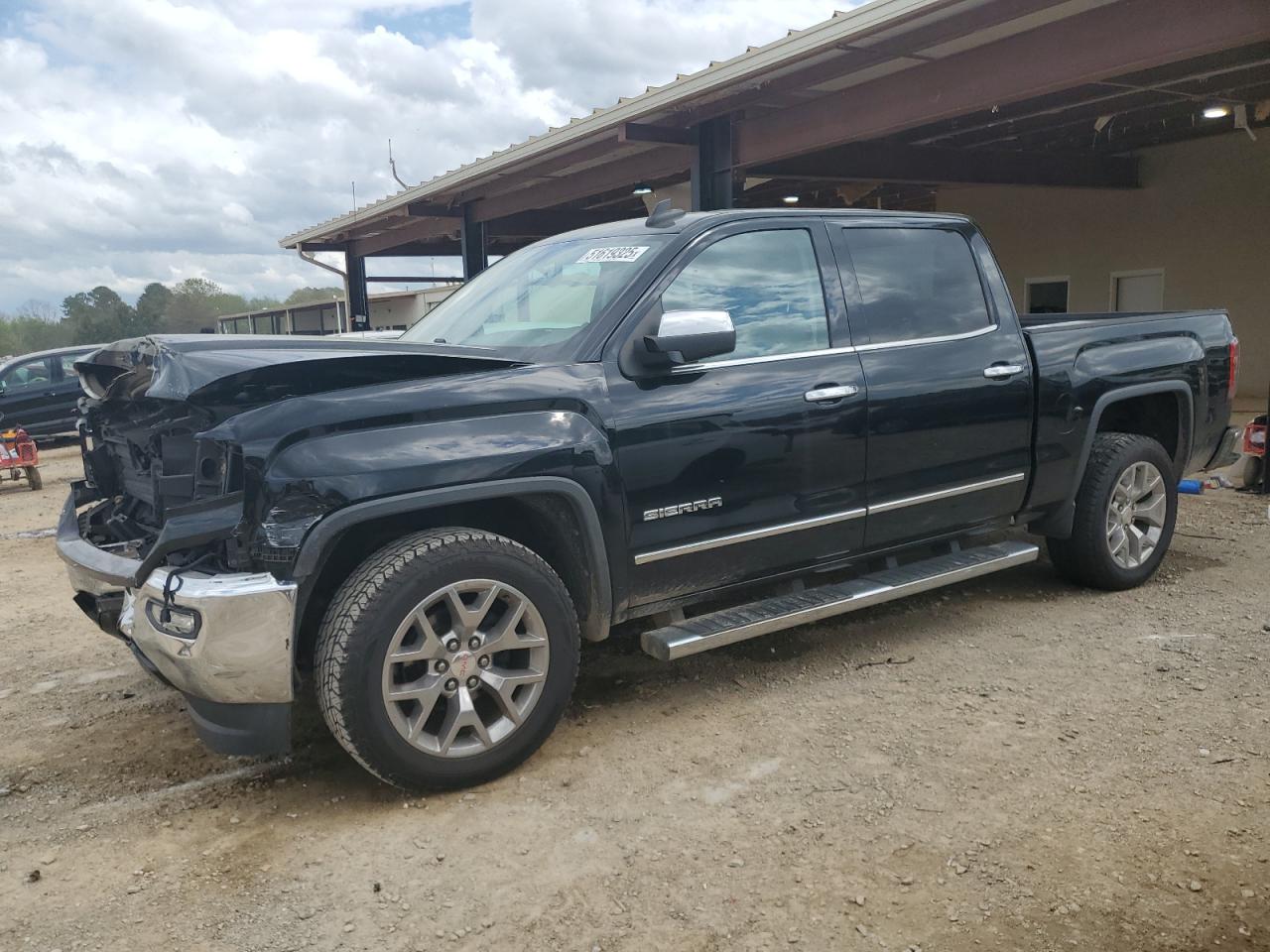 2017 GMC Sierra 1500 SLT, VIN 3GTP1NEC4HG514131 — Front end