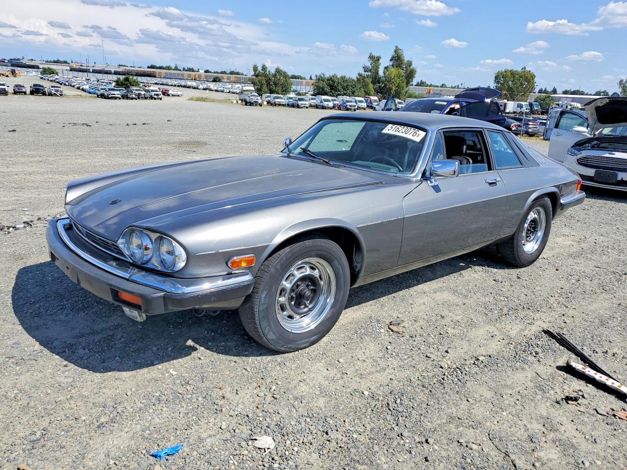 1989 Jaguar XJS, VIN SAJNY5844KC161960 — Мелкие вмятины и царапины