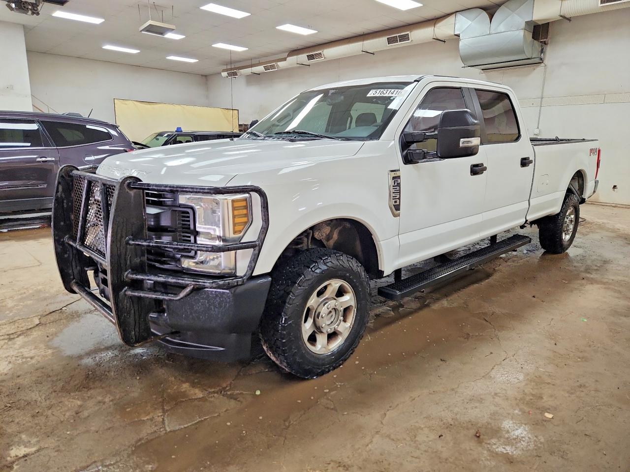 2019 Ford F-250 Lariat, VIN 1FT7W2B68KED56759 — Burn