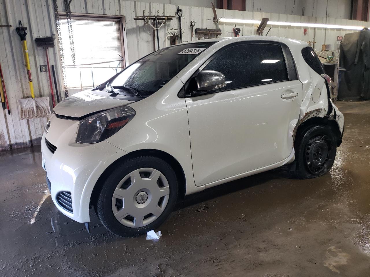 2014 Scion iQ, VIN JTNJJXB02EJ030301 — Rear end