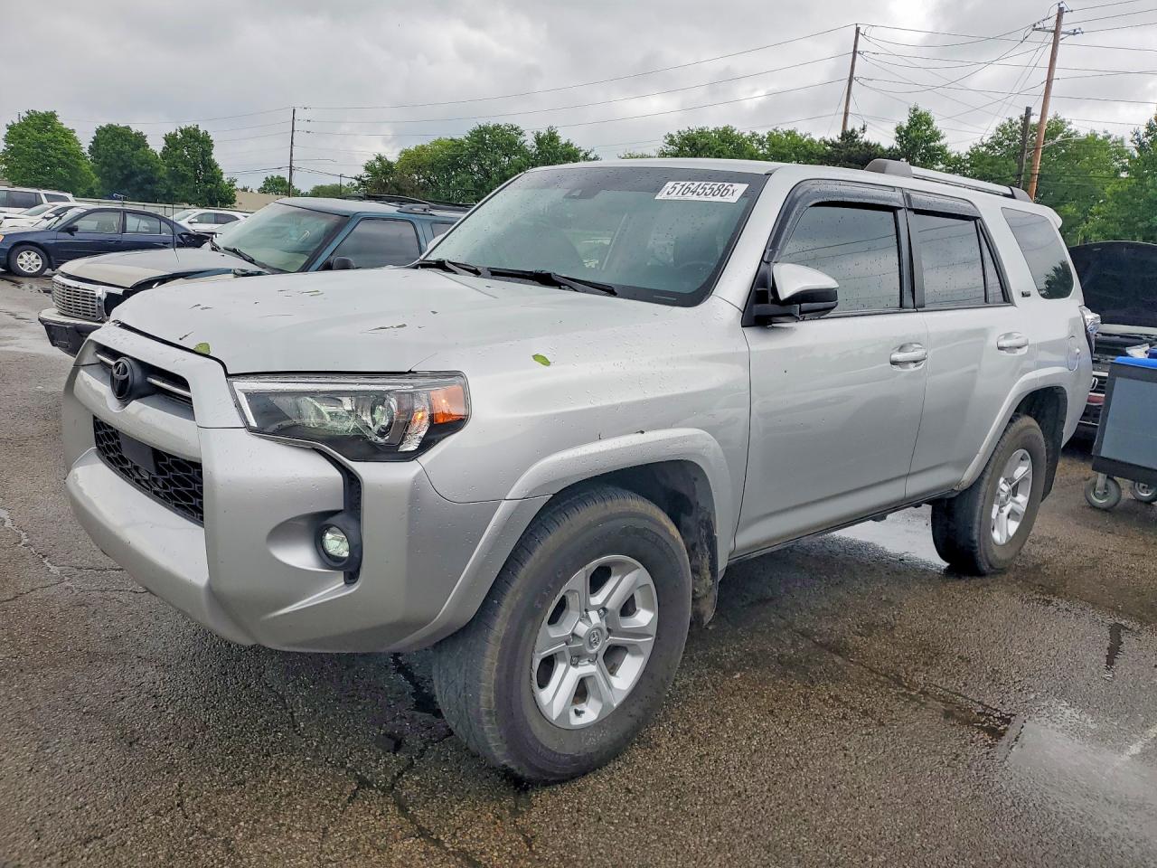 2022 Toyota 4Runner SR5, VIN JTEMU5JR8N6007634 — Rear end
