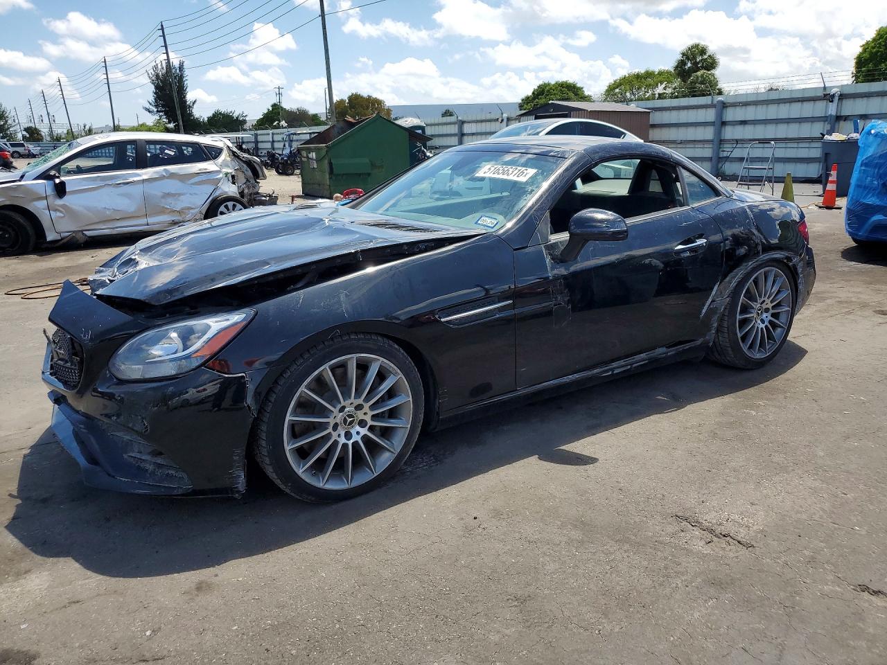 2020 Mercedes-Benz SLC 300, VIN W1KPK3JA0LF170786 — Front end
