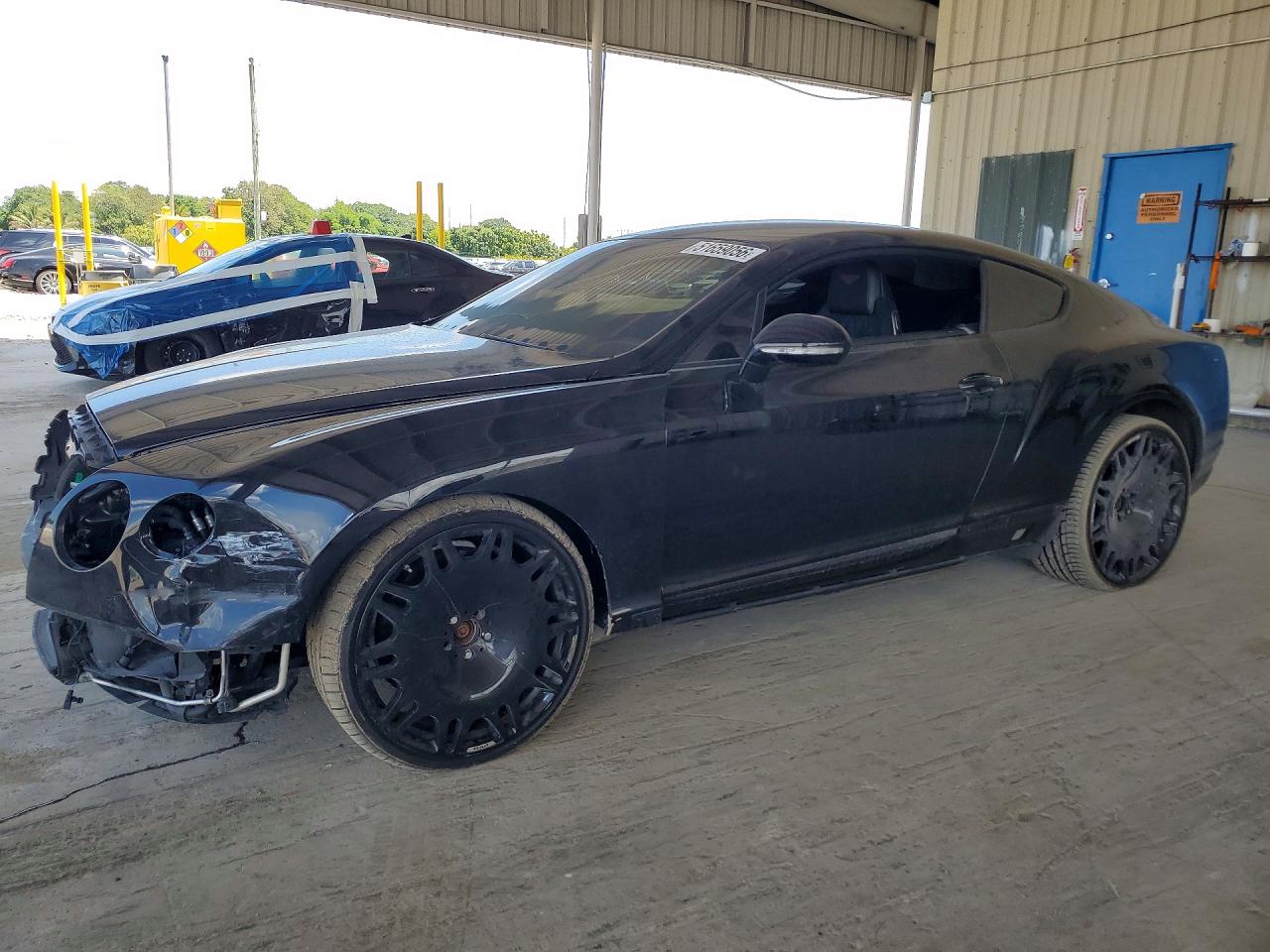 2014 Bentley Continental GT, VIN SCBFH7ZA7EC094815 — Front end