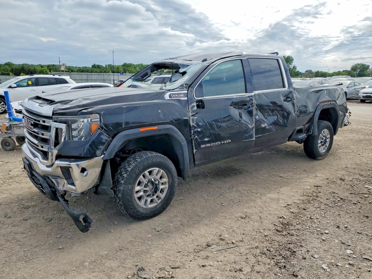 2021 GMC Sierra 2500HD SLE, VIN 1GT49ME79MF158618 — Side