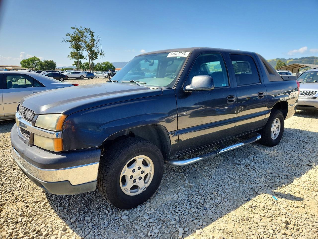 2004 Chevrolet Avalanche Z66, VIN 3GNEC12T24G263027 — Minor dents and scratches