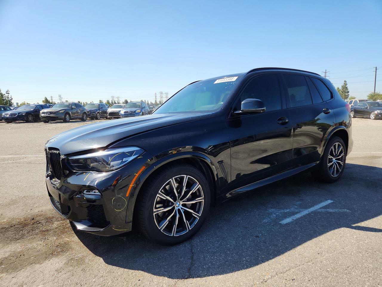 2019 BMW X5 xDrive40i, VIN 5UXCR6C52KLL60948 — Перед