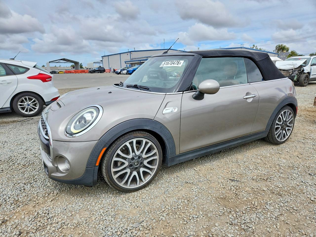 2019 MINI Convertible Cooper S, VIN WMWWG9C53K3E40345 — Side