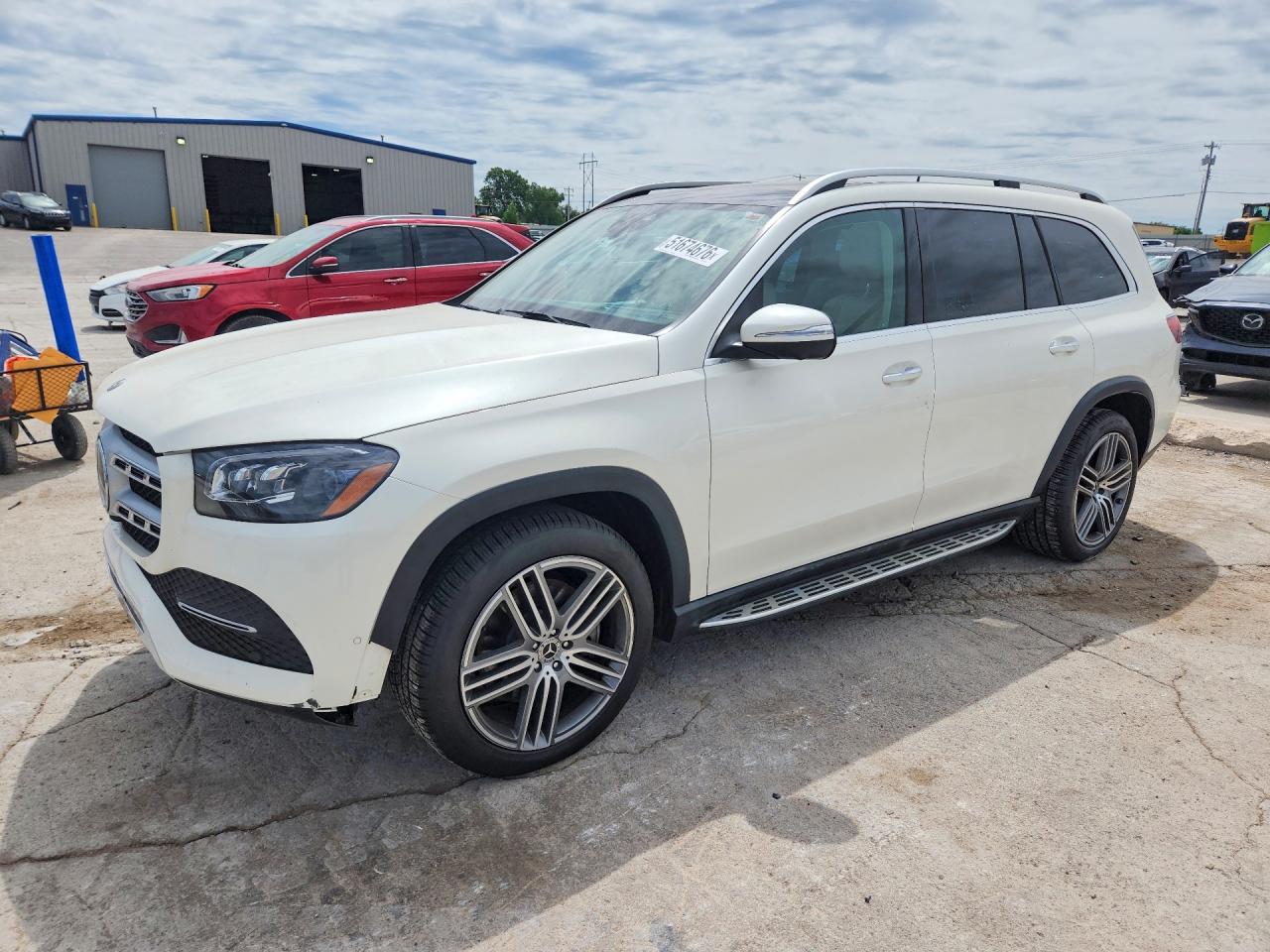 2021 Mercedes-Benz GLS 450, VIN 4JGFF5KE5MA351478 — Front end