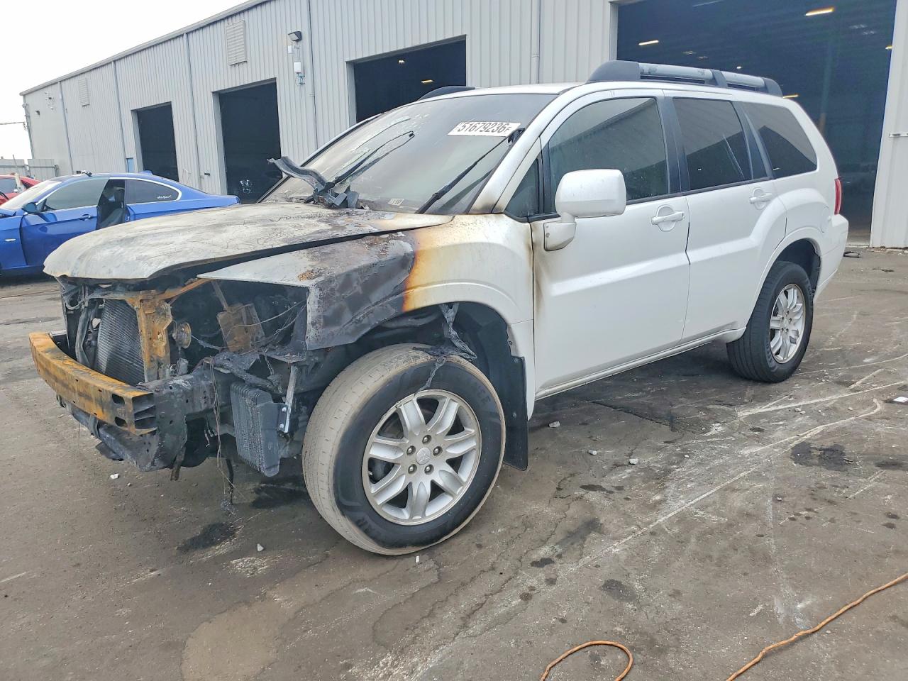 2010 Mitsubishi Endeavor LS, VIN 4A4JM2AS6AE016477 — Burn