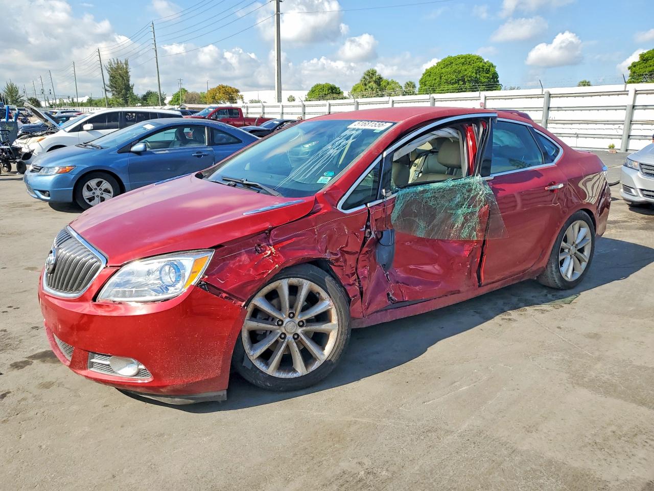 2013 Buick Verano Convenience Group, VIN 1G4PR5SK4D4224799 — Бок