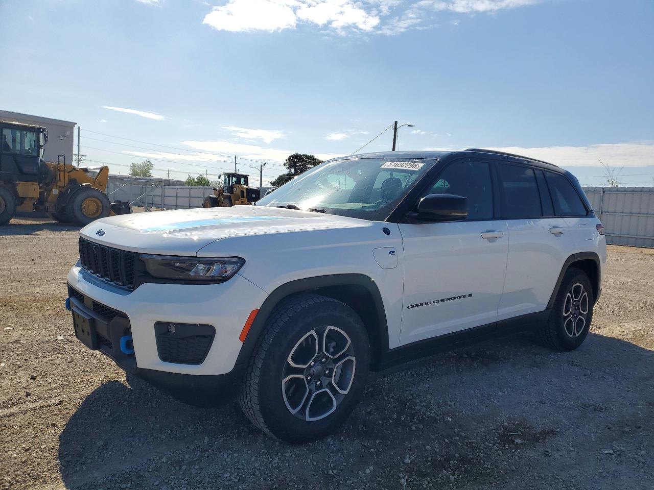 2024 Jeep Grand Cherokee Trailhawk, VIN 1C4RJYC67R8957176 — Hail