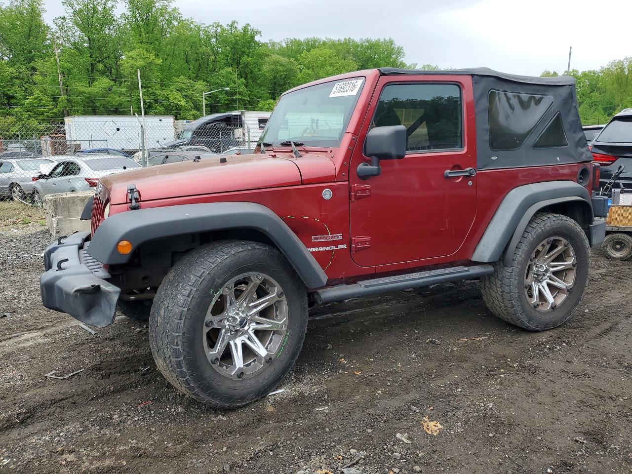 2011 Jeep Wrangler Sport, VIN 1J4AA2D15BL577294 — Front end