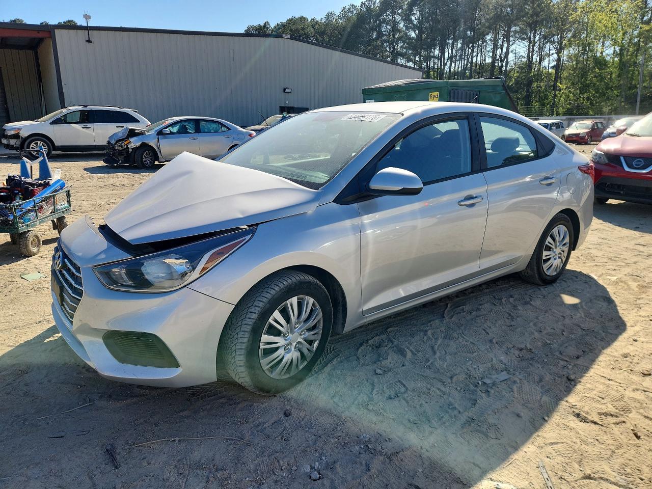 2019 Hyundai Accent SE, VIN 3KPC24A31KE065361 — Front end