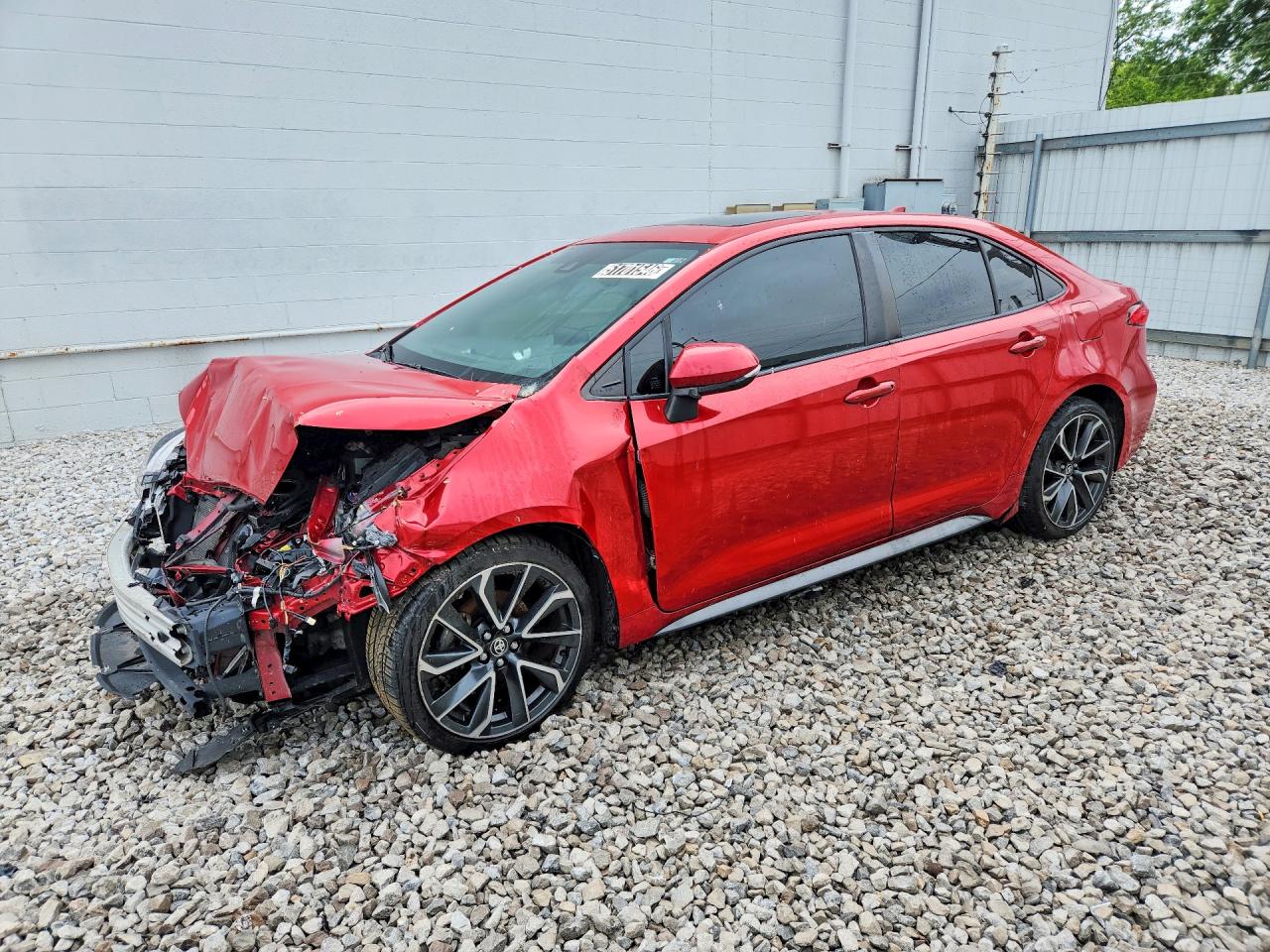 2021 Toyota Corolla SE, VIN JTDP4MCE8MJ064871 — Front end