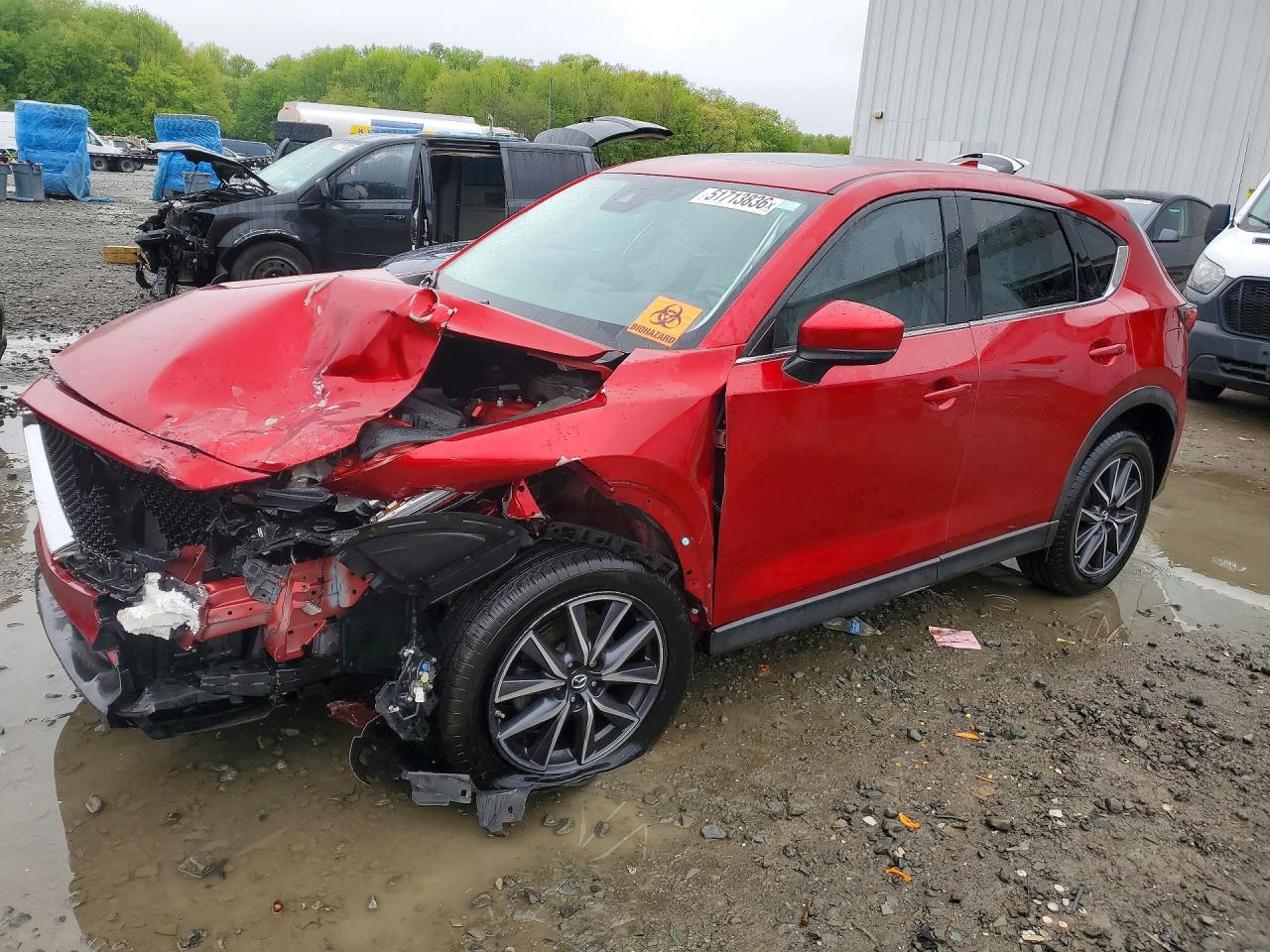 2017 Mazda CX-5 Grand Touring, VIN JM3KFADL4H0192608 — Front end