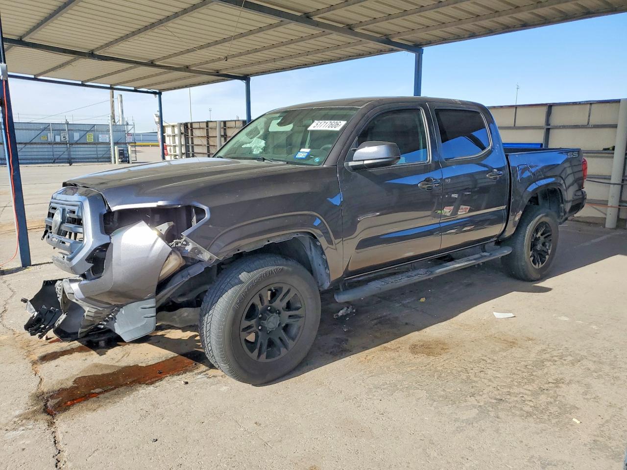 2019 Toyota Tacoma SR, VIN 5TFAX5GN5KX164739 — Front end