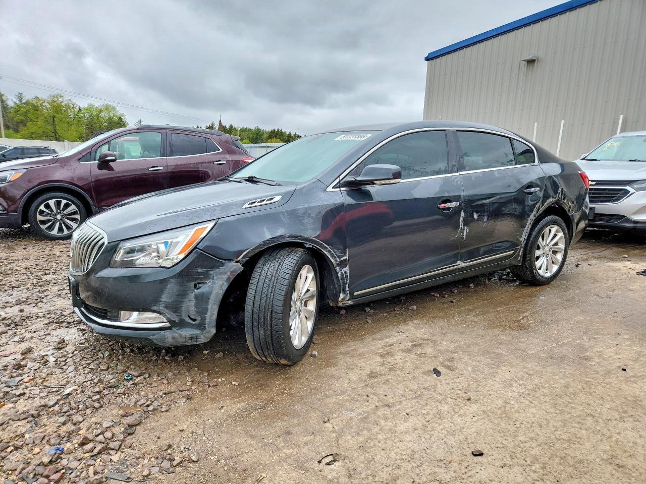 2014 Buick LaCrosse Leather, VIN 1G4GB5G32EF101451 — Side