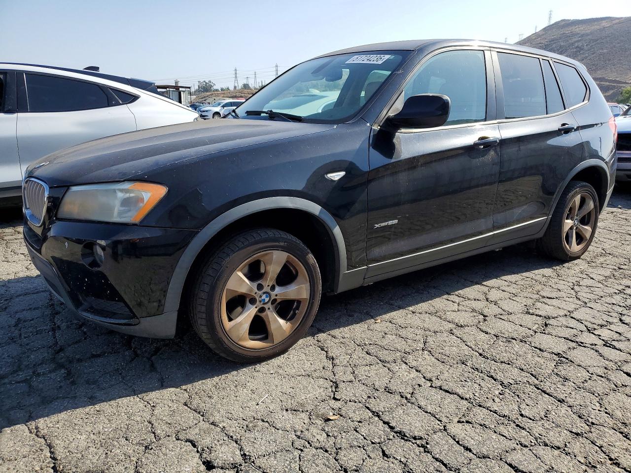 2012 BMW X3 28i, VIN 5UXWX5C50CL717770 — Мелкие вмятины и царапины