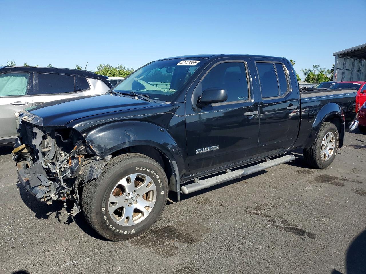 2011 Suzuki Equator, VIN 5Z61D0FV3BC438588 — Front end