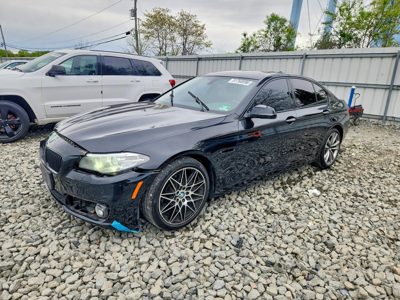 2016 BMW 5 Series 528i xDrive, VIN WBA5A7C50GG643952 — Front end