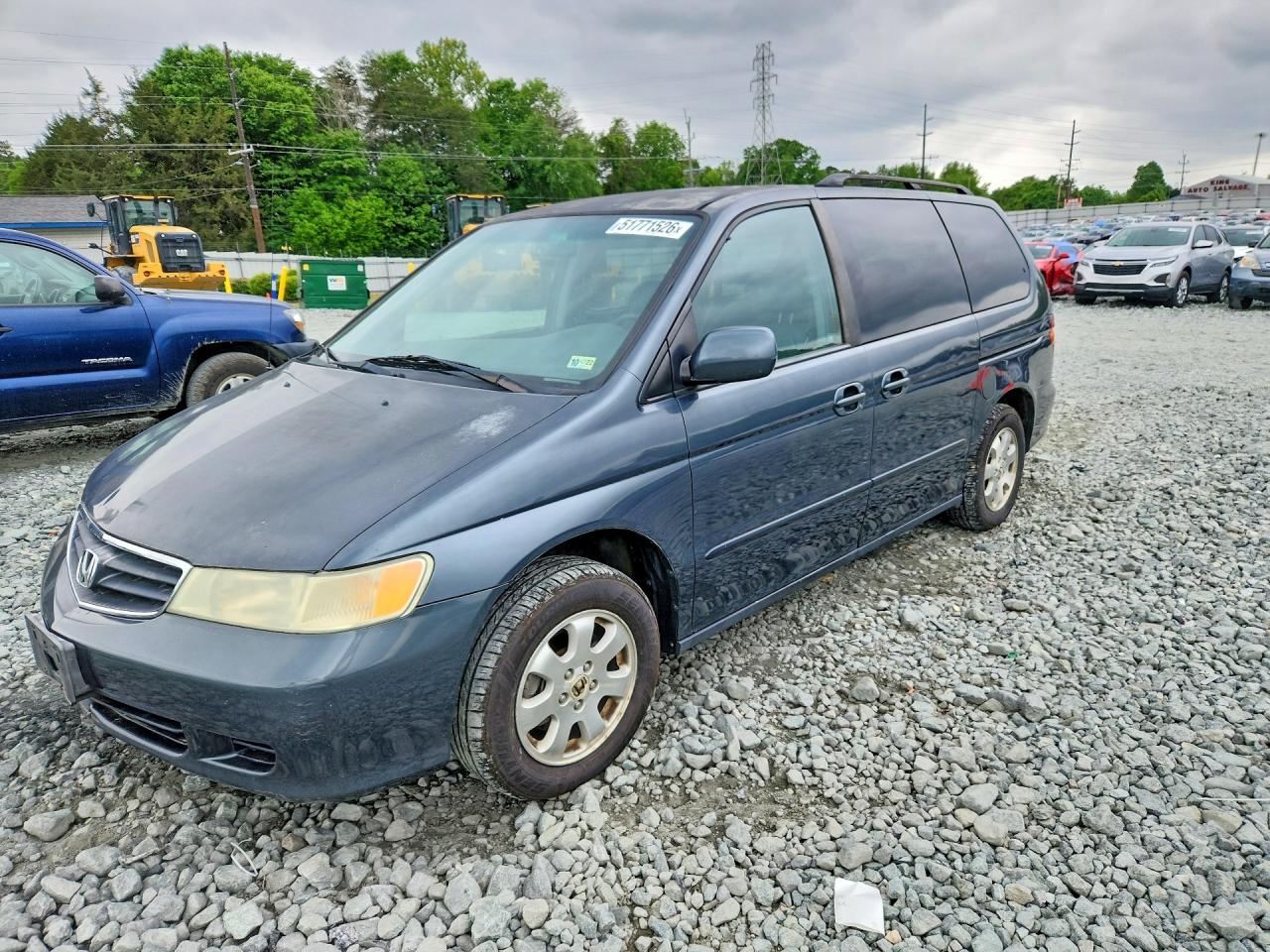2004 Honda Odyssey EX-L, VIN 5FNRL18914B074297 — Minor dents and scratches