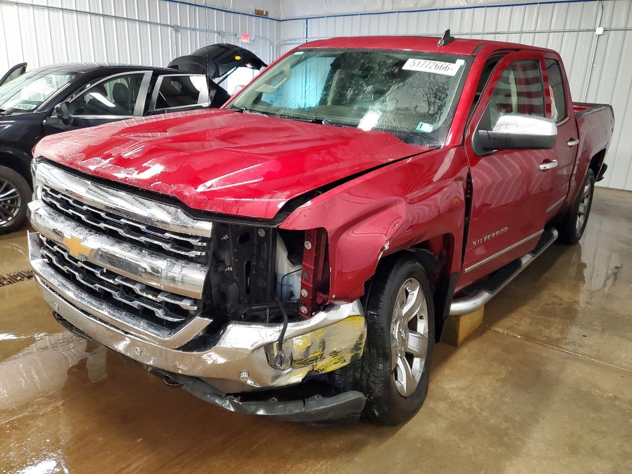 2018 Chevrolet Silverado 1500 LTZ, VIN 3GCUKSEC2JG603247 — Front end