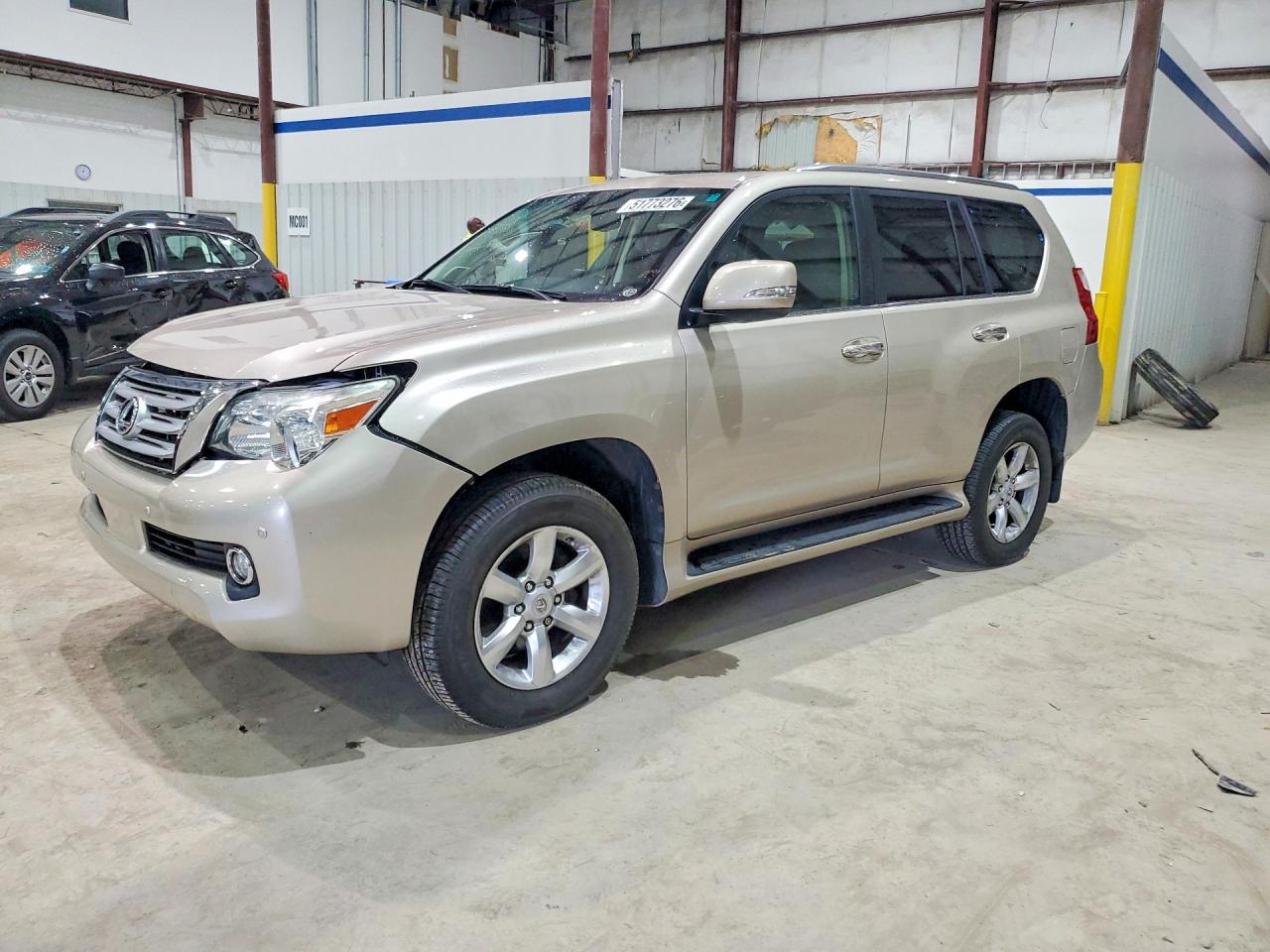 2011 Lexus GX 460, VIN JTJBM7FX1B5034316 — Front end