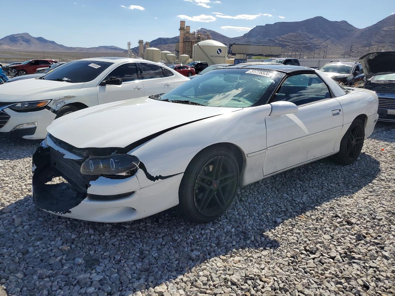 1998 Chevrolet Camaro, VIN 2G1FP22K7W2108776 — Front end