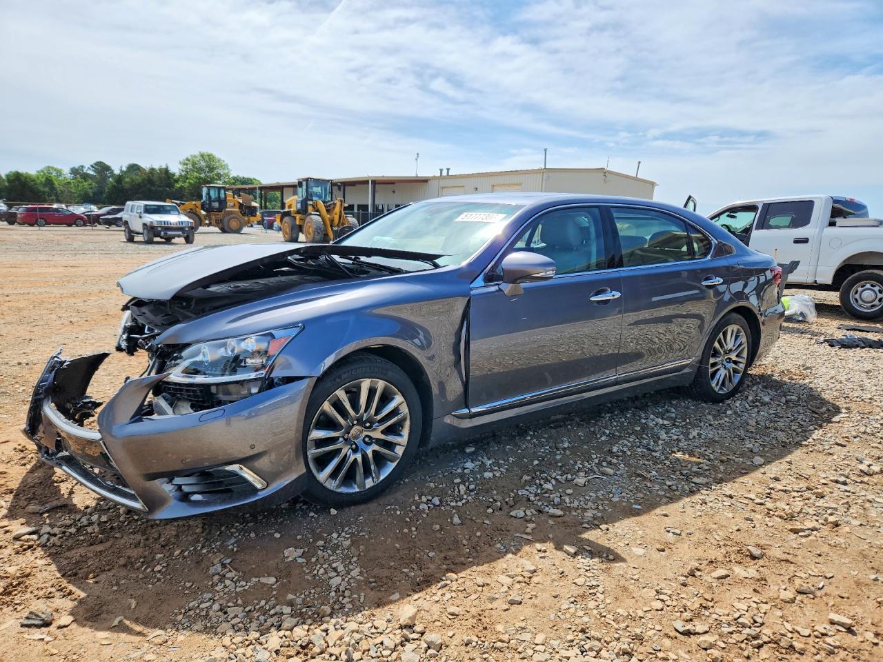 2016 Lexus LS 460 L, VIN JTHGL5EF0G5056659 — Front end