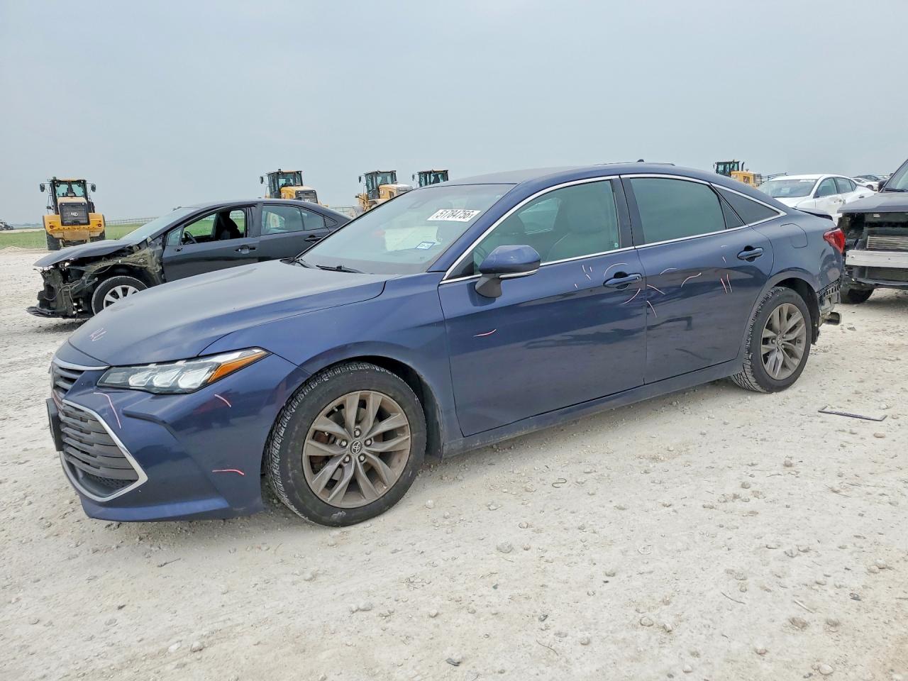 2019 Toyota Avalon Limited, VIN 4T1BZ1FB7KU028706 — Rear end