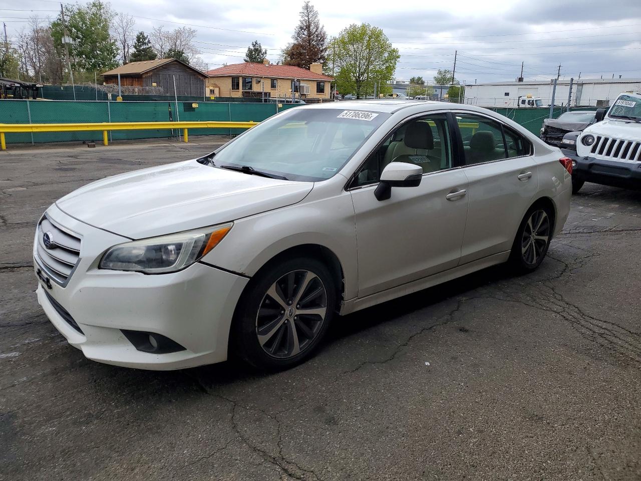 2015 Subaru Legacy Limited, VIN 4S3BNAL61F3041616 — Бок