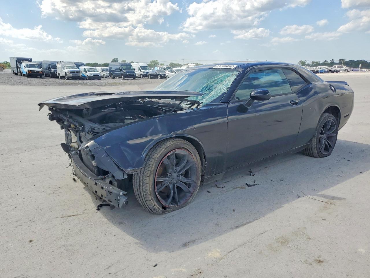 2018 Dodge Challenger SXT Plus, VIN 2C3CDZAG1JH196016 — Front end