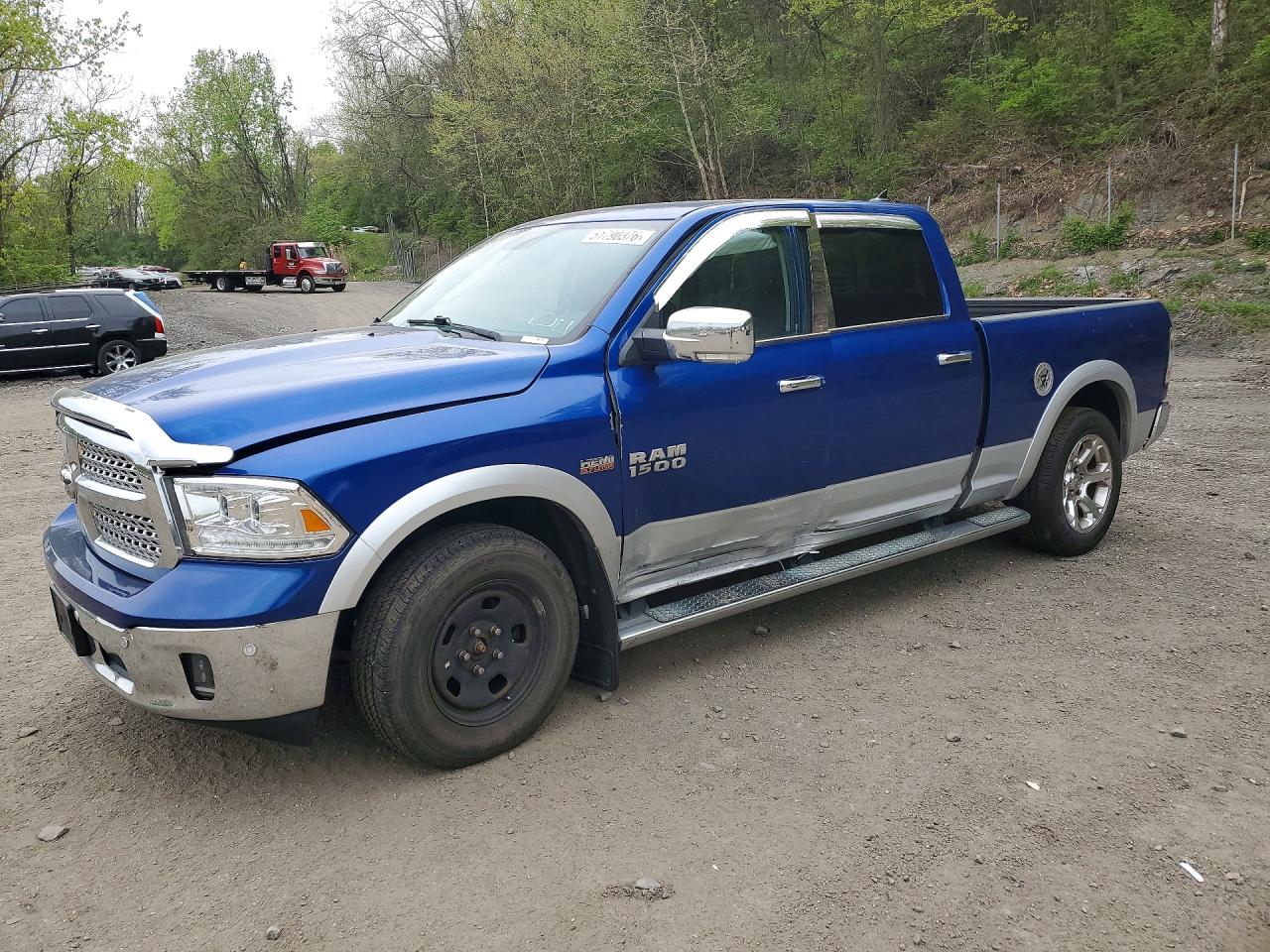 2018 Ram 1500 Laramie, VIN 1C6RR7VT8JS204437 — Side